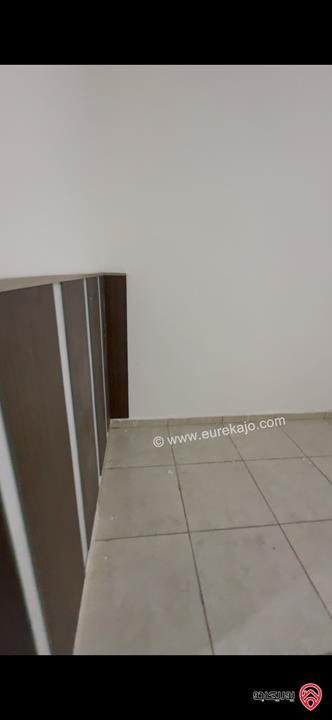 شقة طابق ارضي مساحة 120م للبيع في عمان - ابو علندا