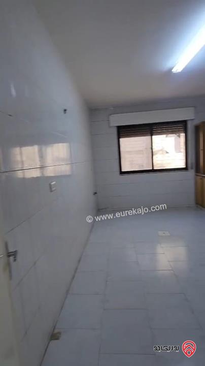 شقة فارغة طابق ثاني مساحة 180م للايجار في عمان - الهاشمي الشمالي 