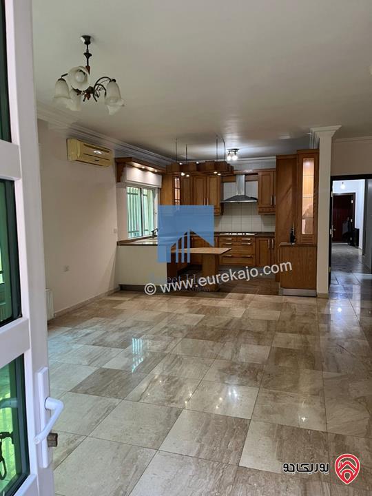 شقة شبه أرضية مساحة 143م داخلي مع ترسات 100م للبيع في عمان - عرقوب خلدا