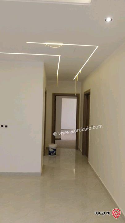 فيلا مساحة 449م على أرض 853م للبيع في عمان - ناعور