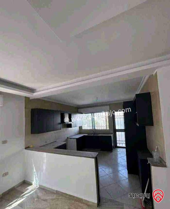 شقة فارغة طابق أرضي مساحة 180م للايجار في عمان - خلدا