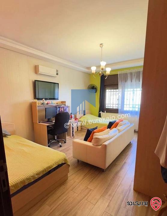 شقة فاخرة للبيع في عمان - الكرسي قرب المخابرات طابق ثالث 206م تشطيب سوبر ديلوكس