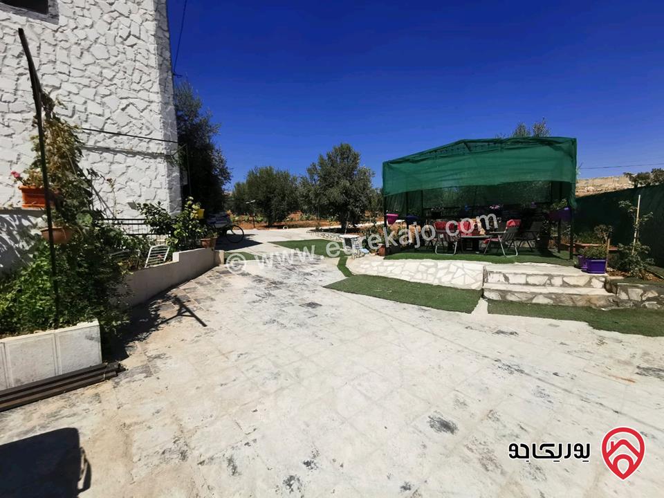 مزرعة مساحة الأرض 4 دونم و 500م والبناء 150م للبيع في المفرق - رحاب