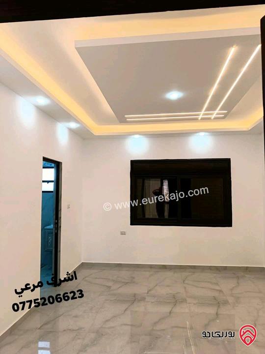 شقق فخمة مساحة 100م لم تسكن للبيع بأسعار مناسبة في الزرقاء الجديدة