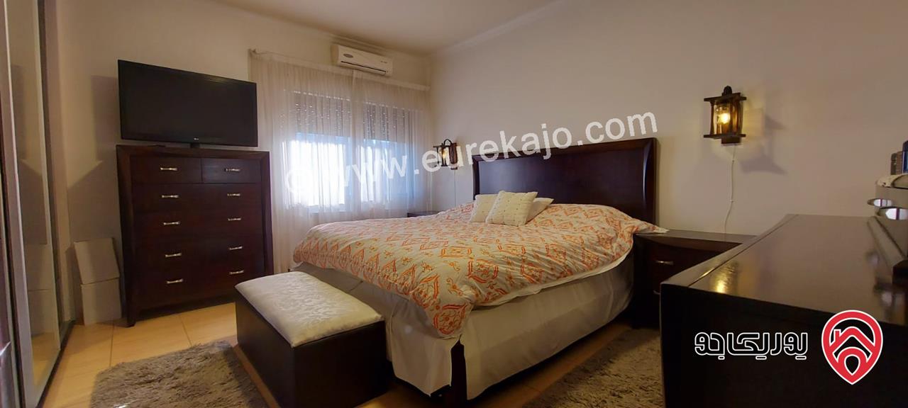 شقة مميزة طابق ثاني مساحة 192م للبيع في عمان - تلاع العلي