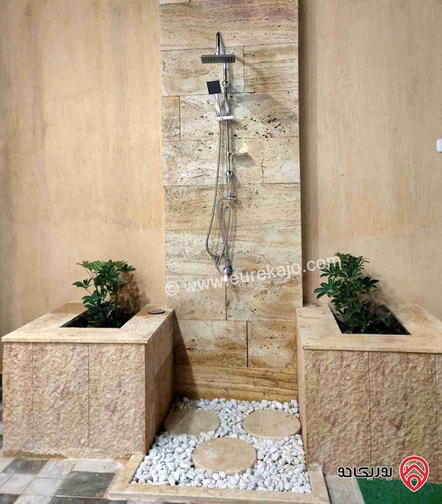 شاليه حديث البناء مساحة الأرض 288م ومساحة البناء 120م للبيع في جوفة الكفرين منطقة شاليهات