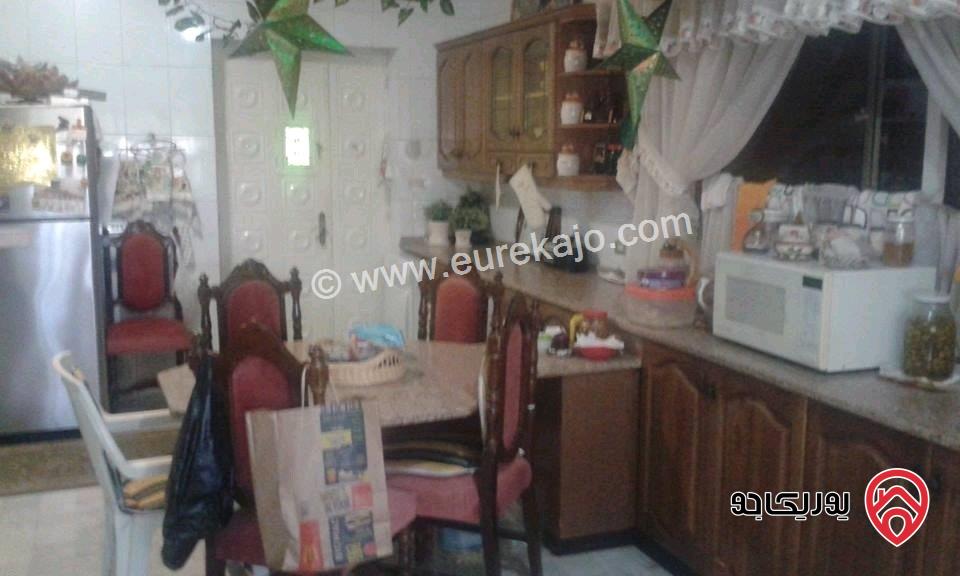 فيلا استثمارية مساحة 627م على ارض 1 دونم و 70م للبيع في عمان - ضاحية الرشيد