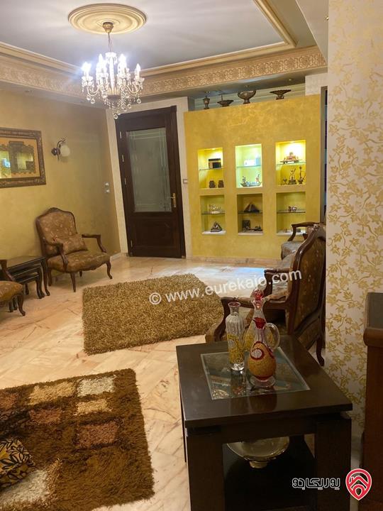 شقة طابق ثالث مساحة 200م للبيع في عمان - طبربور منطقة حي الخزنة