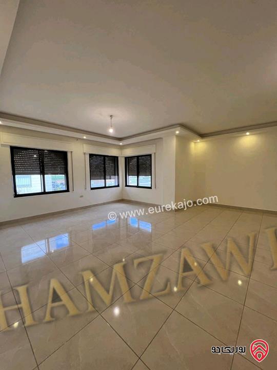 شقة فارغة طابق ثاني مساحة 190م للايجار في عمان - الدوار السابع 