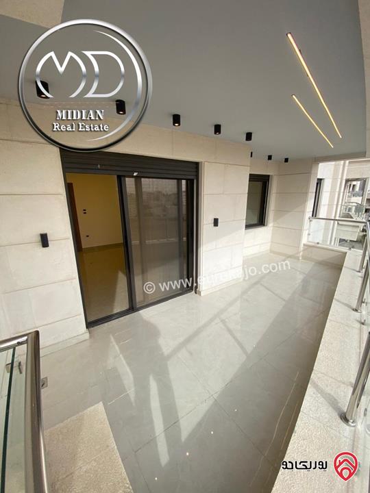 شقق جديدة للبيع في عمان - الظهير مساحات 200م & 250م تشطيبات ديكورات فاخرة اطلالة جميلة موقع مميز على ثلاث شوارع بأسعار مميزة جداً