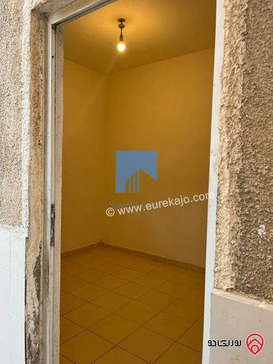 شقة شبه أرضية مساحة 143م داخلي مع ترسات 100م للبيع في عمان - عرقوب خلدا