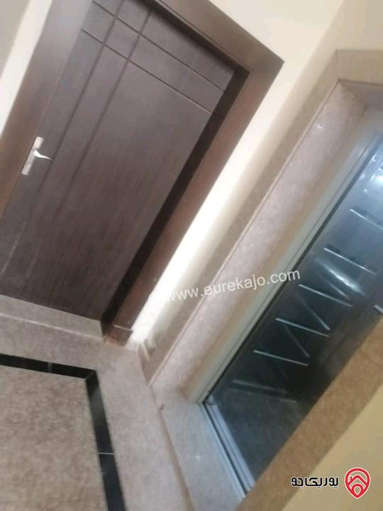 شقة مميزة طابق ثالث مساحة 92م للبيع في عمان - ابو نصير صحارى مول