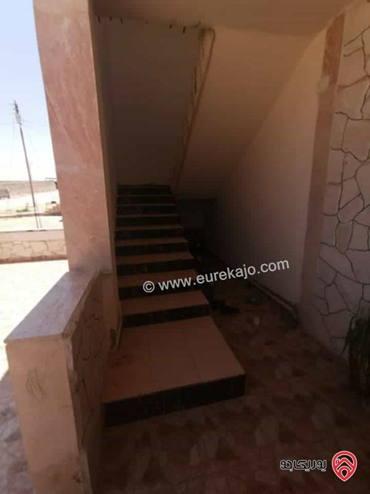 بيت مستقل مساحة 200م على أرض 662م للبيع في الزرقاء - الهاشمية