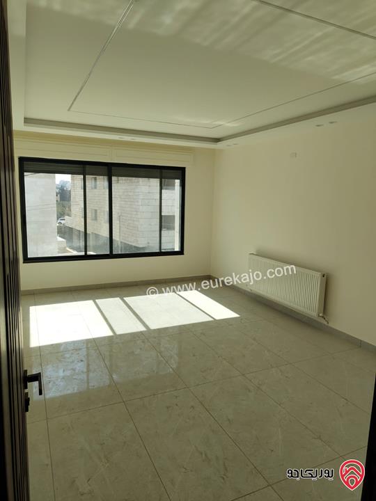 شقة فخمة طابق أول مساحة 176م للبيع في عمان - البنيات