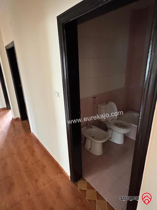 شقة طابق ثاني مساحة 200م للايجار في عمان - مرج الحمام