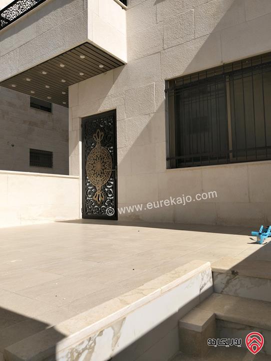 شقة طابق أرضي مساحة 180م للبيع في عمان - الجبيهة حي المنصور 