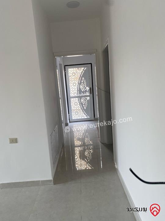 منزل مساحة 170م على أرض 300م للبيع في الزرقاء الجديدة البتراوي