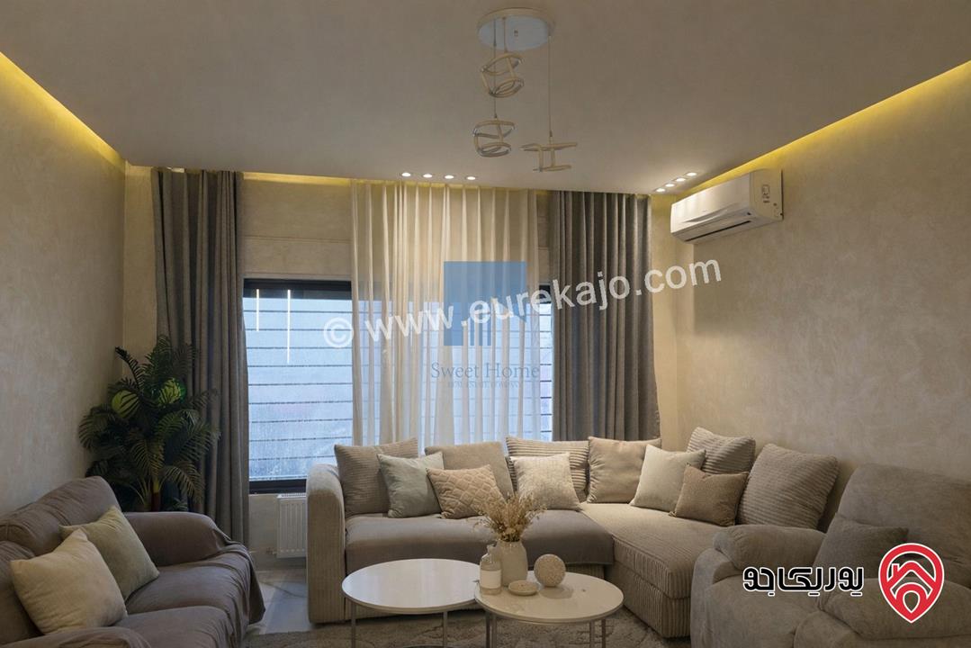 شقة فاخرة طابق ثالث مع روف دوبلكس مساحة 229م للبيع في عمان - الجندويل