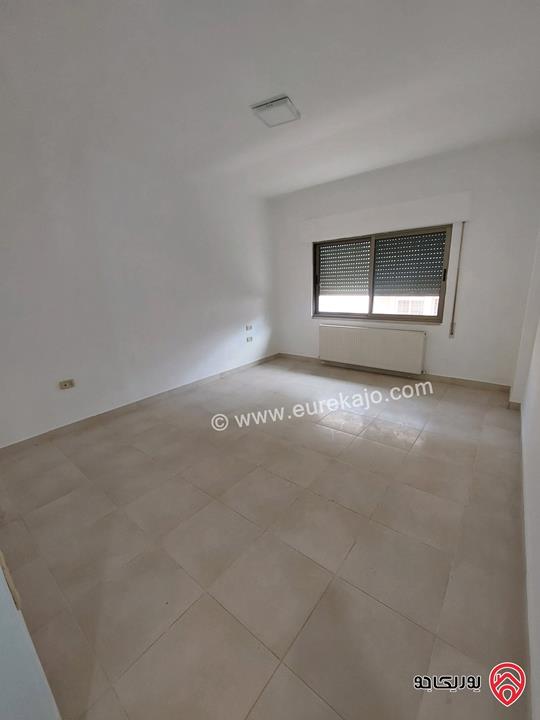 شقة طابق اول مساحة 182م للبيع في عمان - ام السماق