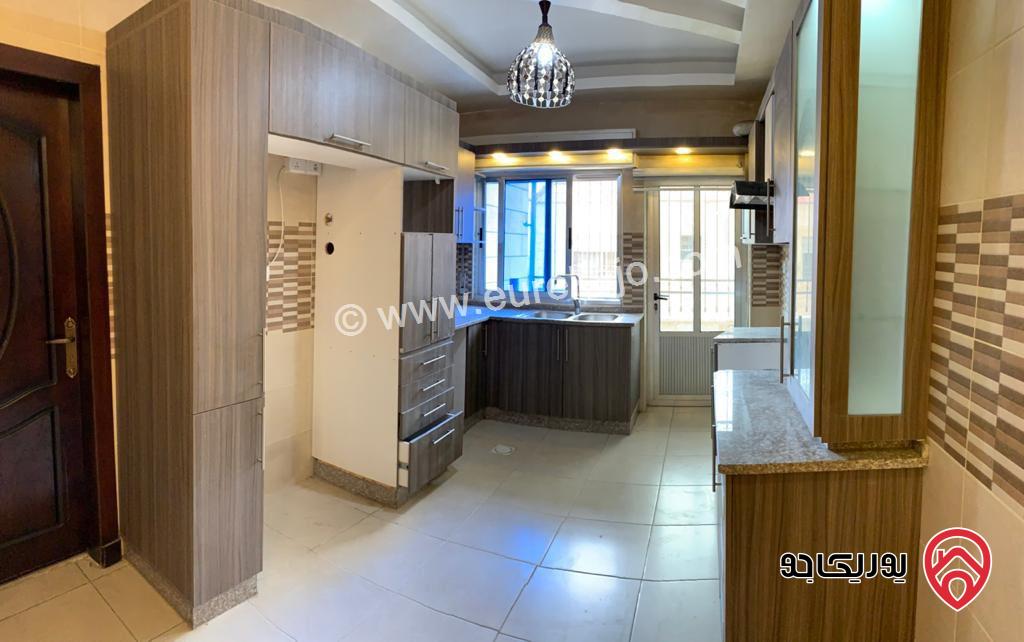 شقة طابق ثالث مساحة 100م للبيع في عمان - طبربور