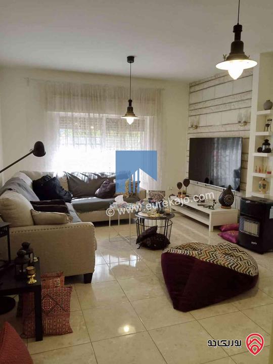 شقة أرضية مساحة 130م مع حديقة وترسات 250م للبيع في عمان - خلدا