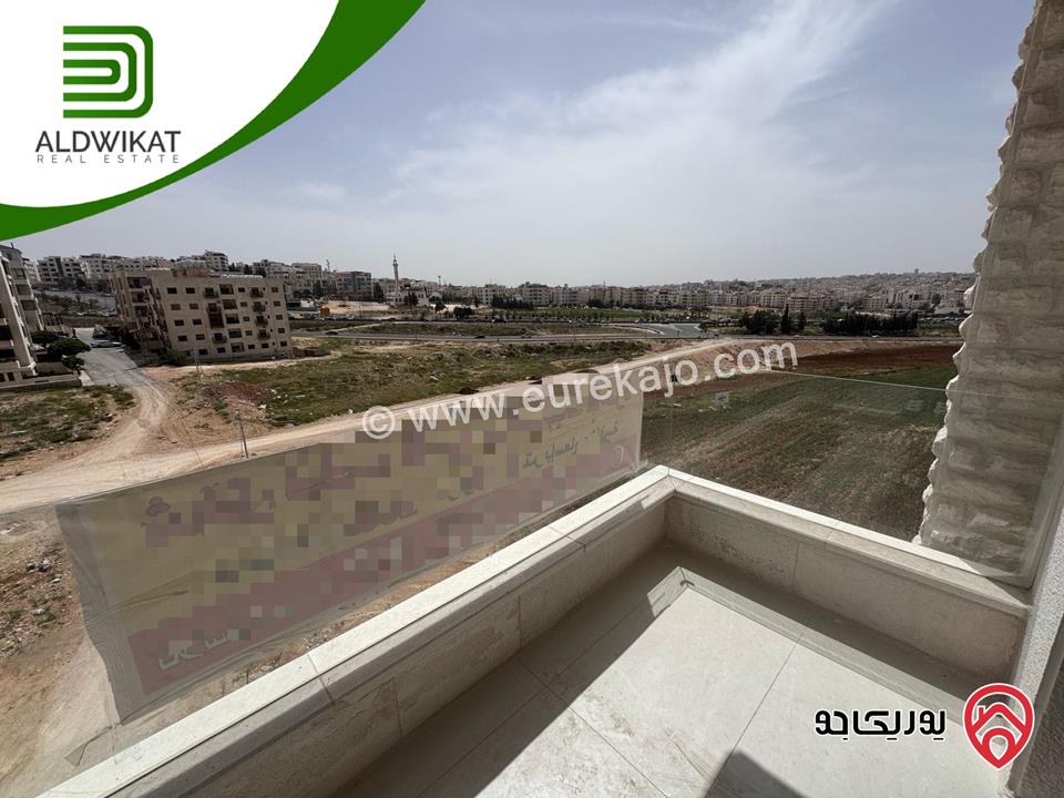 شقة مميزة طابق ثاني للبيع في عمان - حي الصحابة رجم عميش مساحة 250م والترس 10م