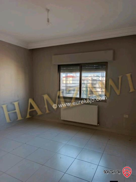 شقة مميزة طابق ثالث مساحة 200م للايجار في عمان - ضاحية النخيل 