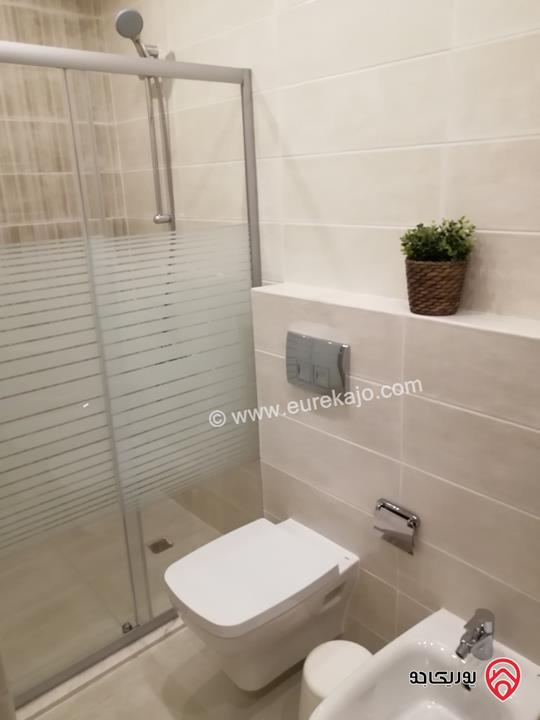 شقة مفروشة مساحة 102م داخلي و 70م خارجي للايجار في عمان - عبدون من المالك مباشرة