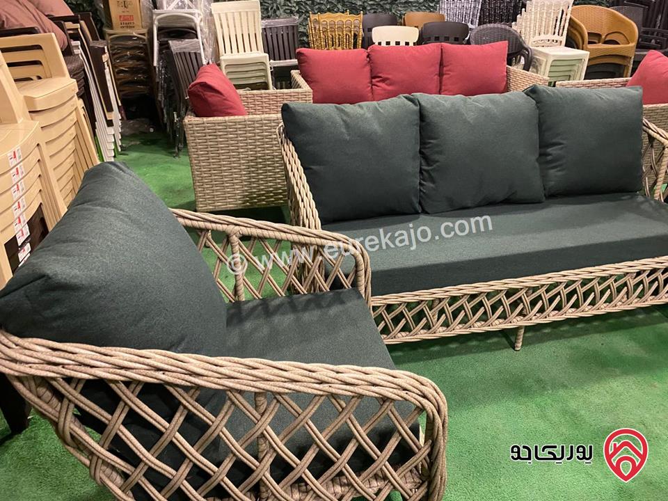 ب60 الف دينار شاليه للبيع مساحة الأرض 300م والبناء 240م مع مسبح في الغور ديرعلا 