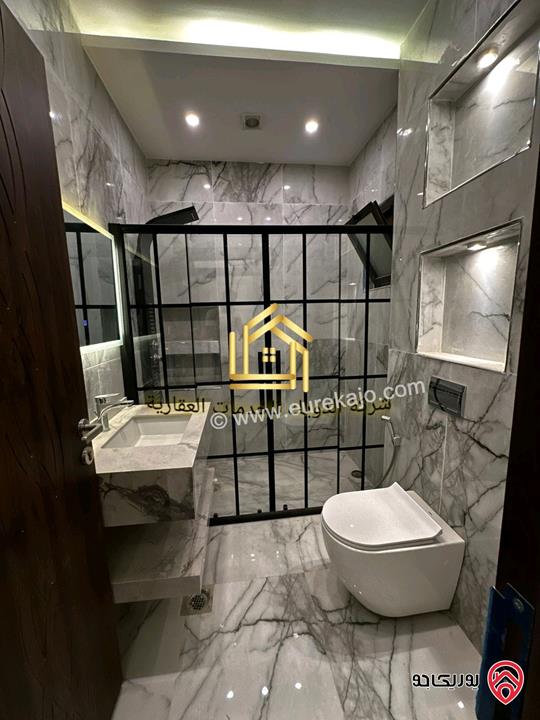 شقة جديدة لم تسكن بعد مساحة 230م طابق اول للايجار في عمان - طريق المطار