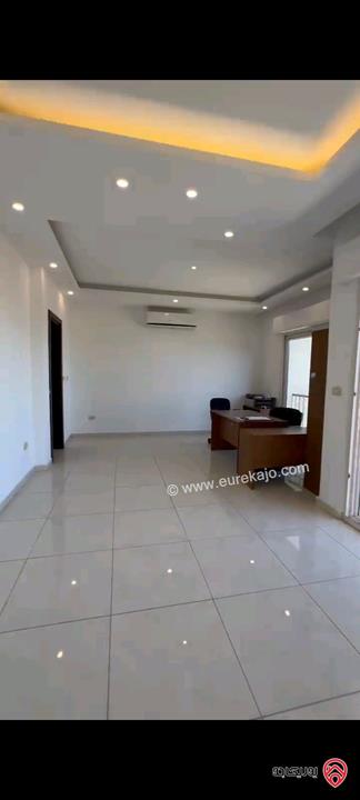 فيلا مساحة 464م على أرض 1 دونم للبيع في عمان - عبدون