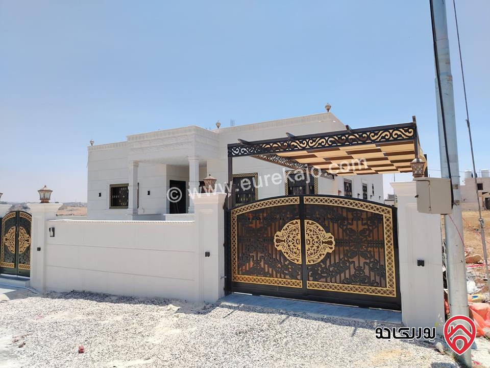 بيت مستقل مميز جدا مساحة 220م على أرض 500م للبيع في عمان - جاوا 