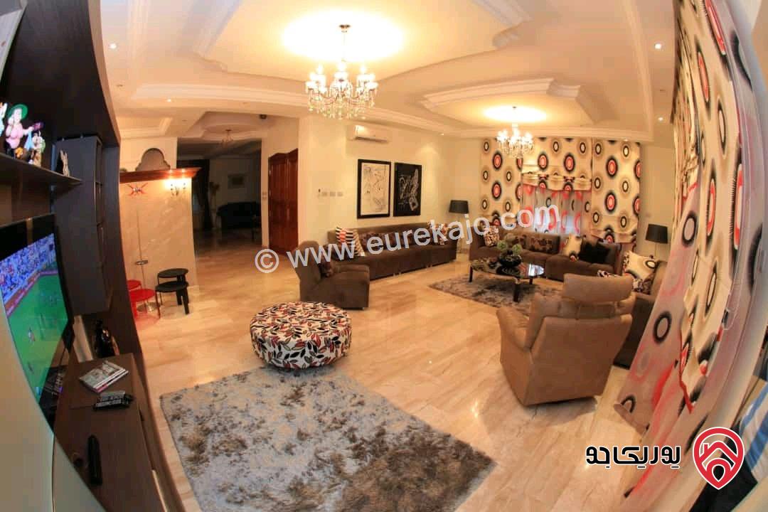 فيلا مساحة 981م على أرض 609م للبيع في عمان - دابوق قرب بوابة القصر