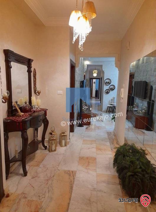 شقة مفروشة فاخرة للبيع في عمان - خلدا - العوجانية قرب المعارف والهمشري طابق ثالث 190م تشطيب سوبر ديلوكس