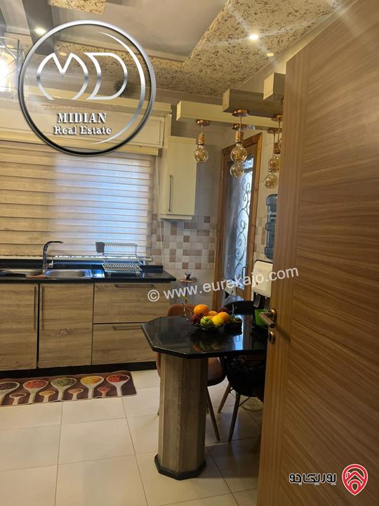 شقة للبيع في عمان - ضاحية النخيل مساحة 145م طابق ثاني تشطيبات وديكورات سوبر ديلوكس بسعر مميز جداً