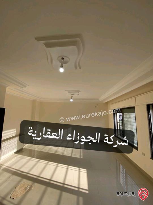 شقة ديلوكس فارغة مساحة 190م طابق أول للايجار في عمان - الياسمين 