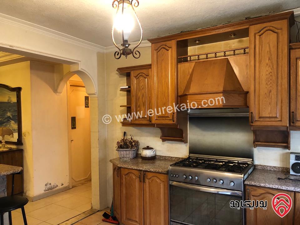 شقة مفروشة مساحة 124م طابق ثالث للبيع في عمان - تلاع العلي 