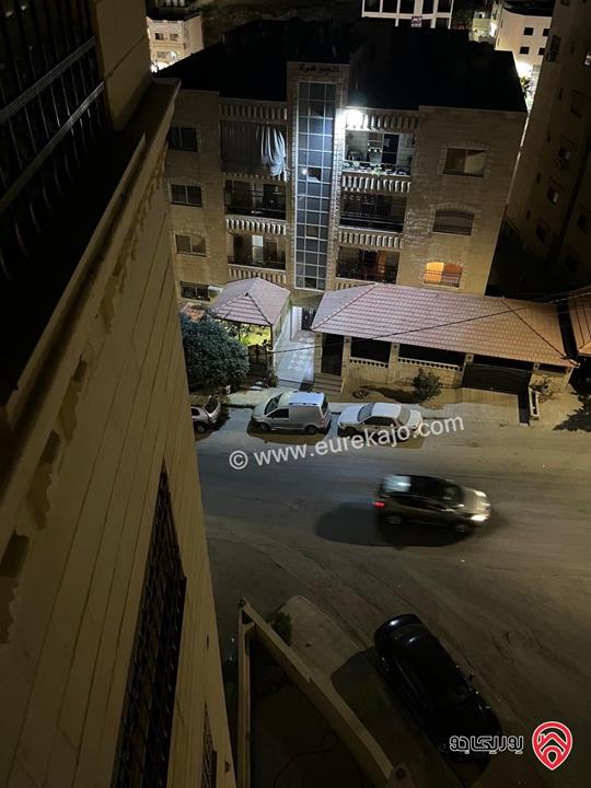 شقة طابق ثالث دوبلكس مساحة 285م للبيع في الزرقاء الجديدة السعر قابل للتفاوض من المالك مباشره 