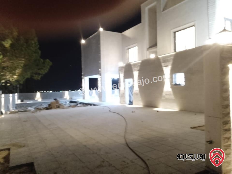 فيلا مساحة 449م على أرض 853م للبيع في عمان - ناعور أم القطين
