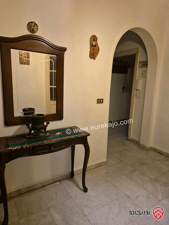 شقة دوبليكس طابقين مساحة 255م داخلي و 100م خارجي للبيع في عمان - عبدون 