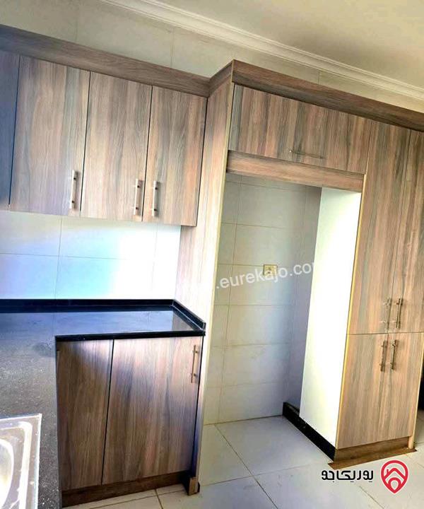 شقة فارغة أرضية مساحة 200م للايجار في عمان - دابواق 