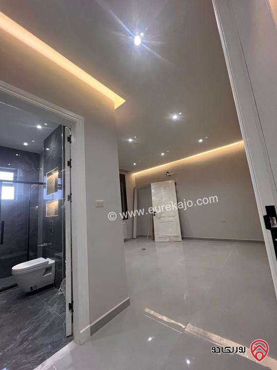 شقة طابق ثاني مساحة 240م للايجار في عمان - ام السماق