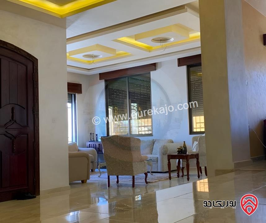 فيلا فاخرة مساحة 646م على أرض 750م للبيع بداعي السفر في عمان - ناعور/ بلعاس