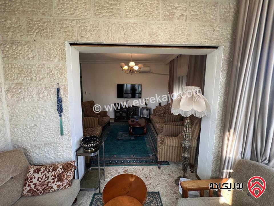 شقة مفروشة مميزة طابق ثالث مساحة 190م للايجار في عمان - الجاردنز