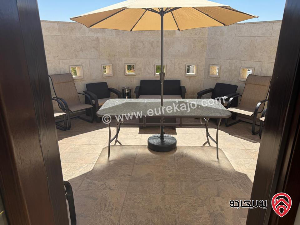شقة فاخرة مفروشة طابق اخير مع روف 360م مع ترسات باطلالة بانورامية للايجار في عمان - دابوق
