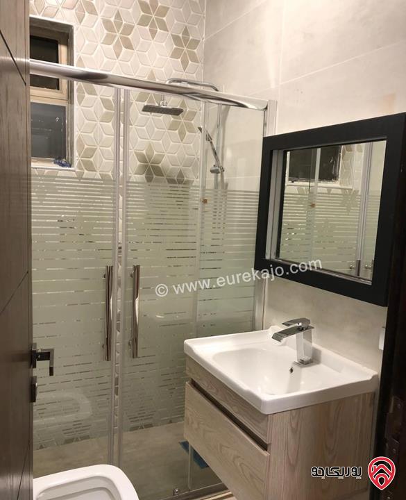 شقة فاخرة مساحة 105م طابق أول للايجار مفروشة في عمان - عبدون