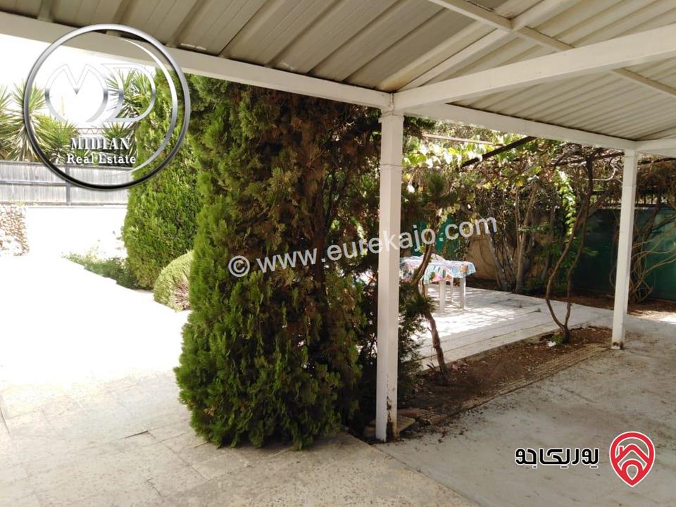فيلا دوبلكس للبيع في عمان - ام السماق مساحة 600م مع تراسات و حدائق بسعر مميز