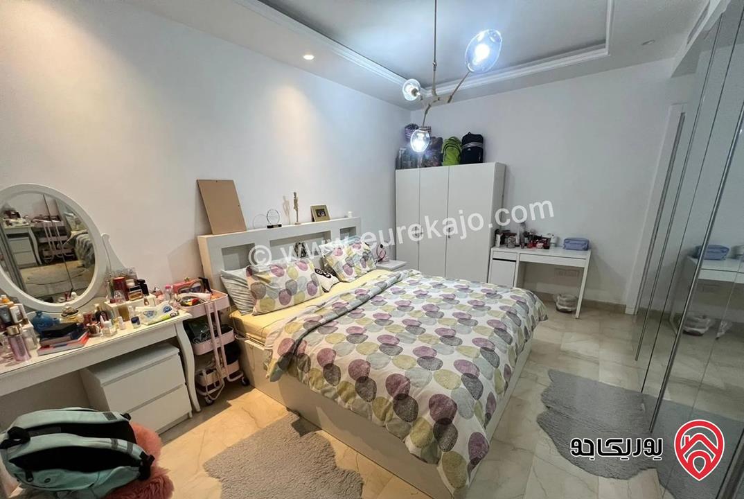شقة شبه ارضية دوبلكس مساحة 246م للبيع في عمان - دير غبار