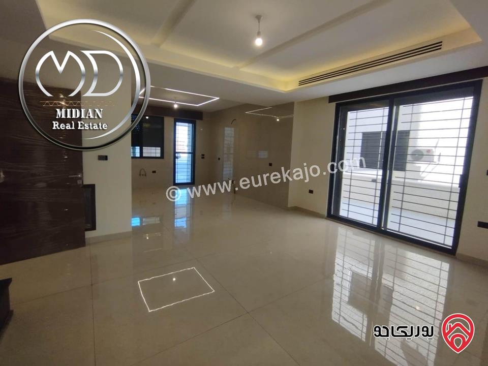 شقق ارضية جديدة للبيع في عمان - ضاحية النخيل مساحات 190 & 200م مع تراسات وحدائق تشطيبات و ديكورات سوبر ديلوكس