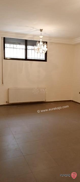 فيلا دوبلكس متلاصقة مساحة 232م على أرض 259م للبيع في عمان - ضاحية الرشيد